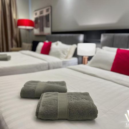 The Shore Hotel & Residences By La Vista Malacca Extérieur photo