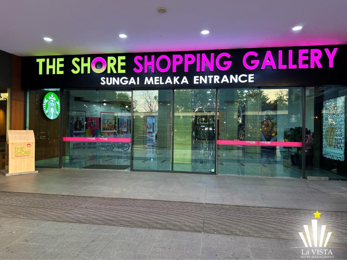 The Shore Hotel & Residences By La Vista Malacca Extérieur photo
