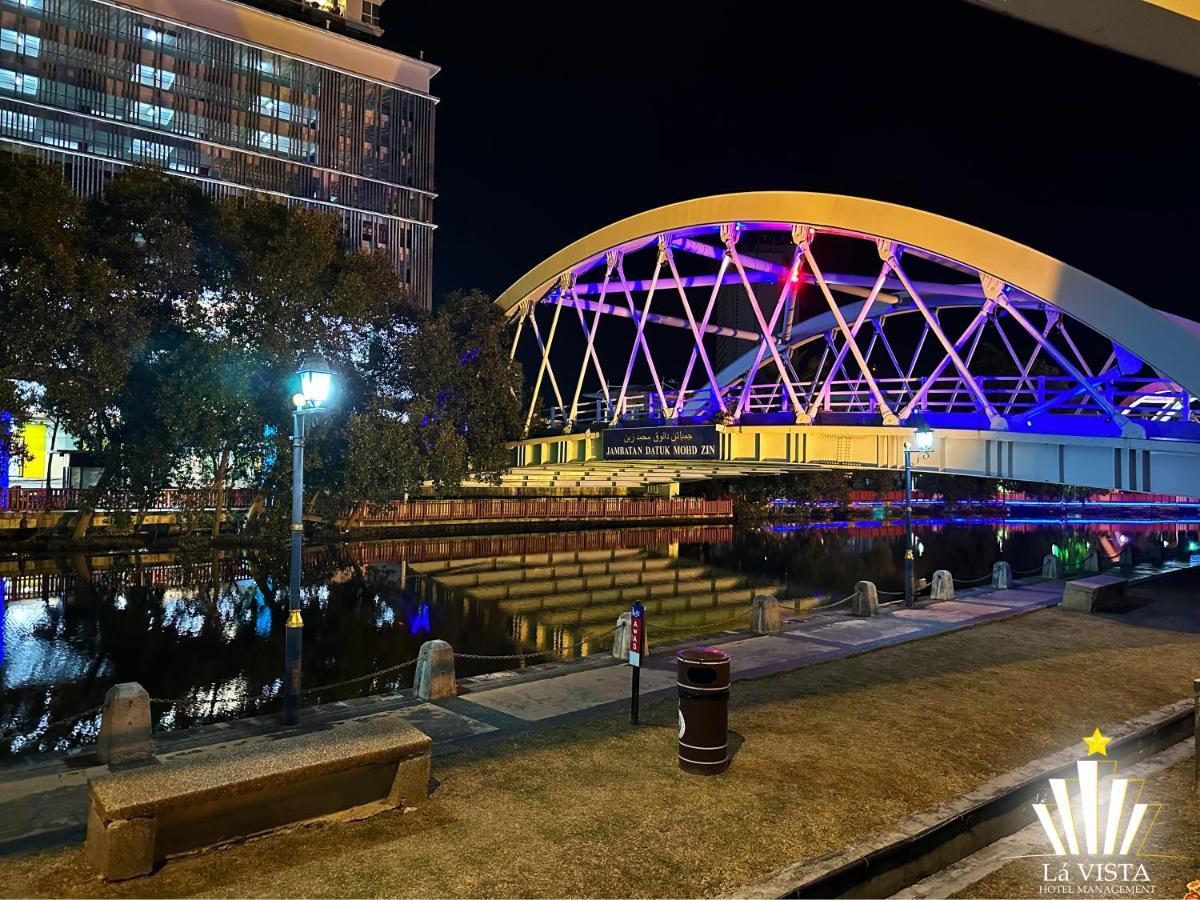 The Shore Hotel & Residences By La Vista Malacca Extérieur photo