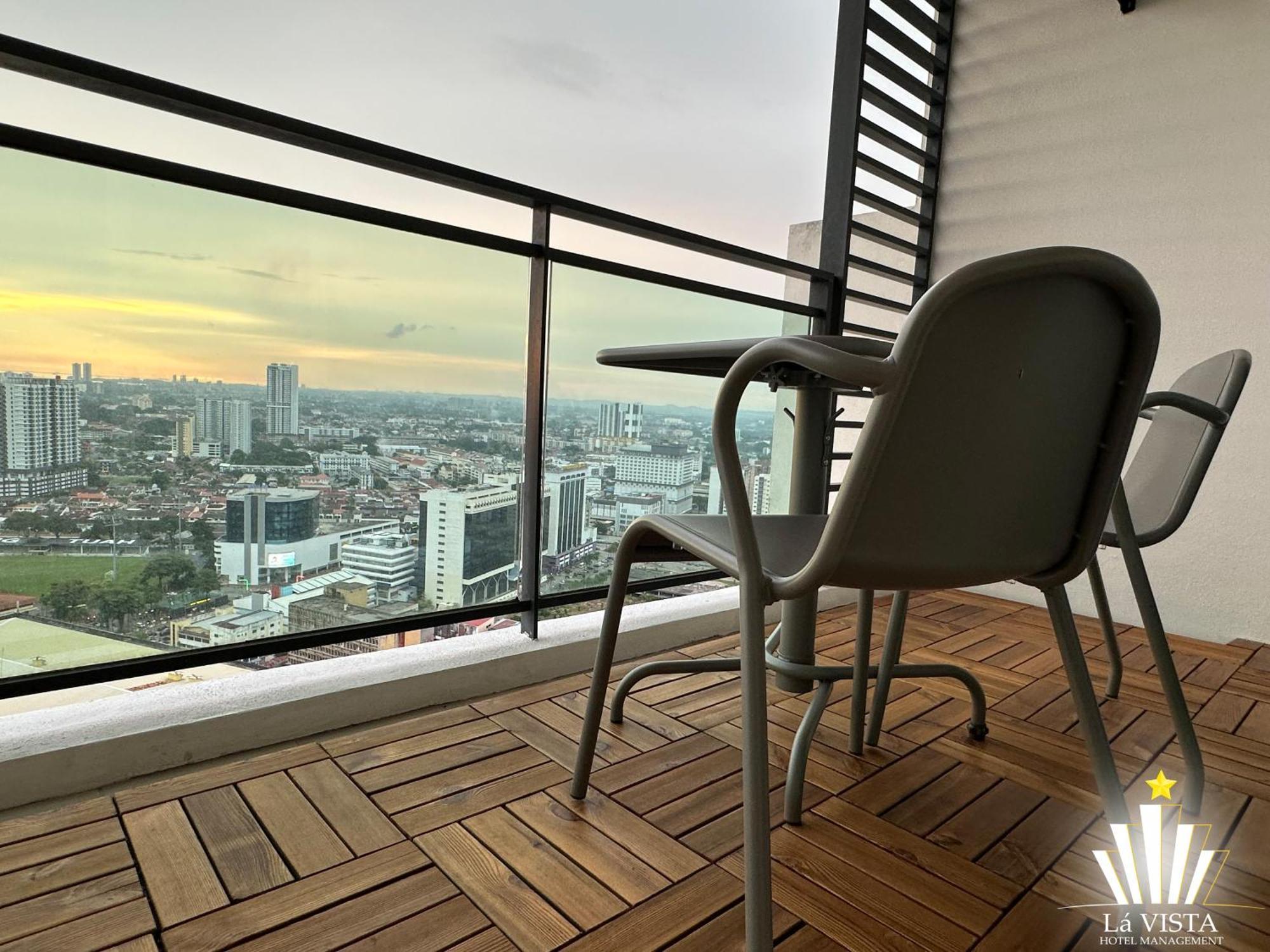 The Shore Hotel & Residences By La Vista Malacca Extérieur photo