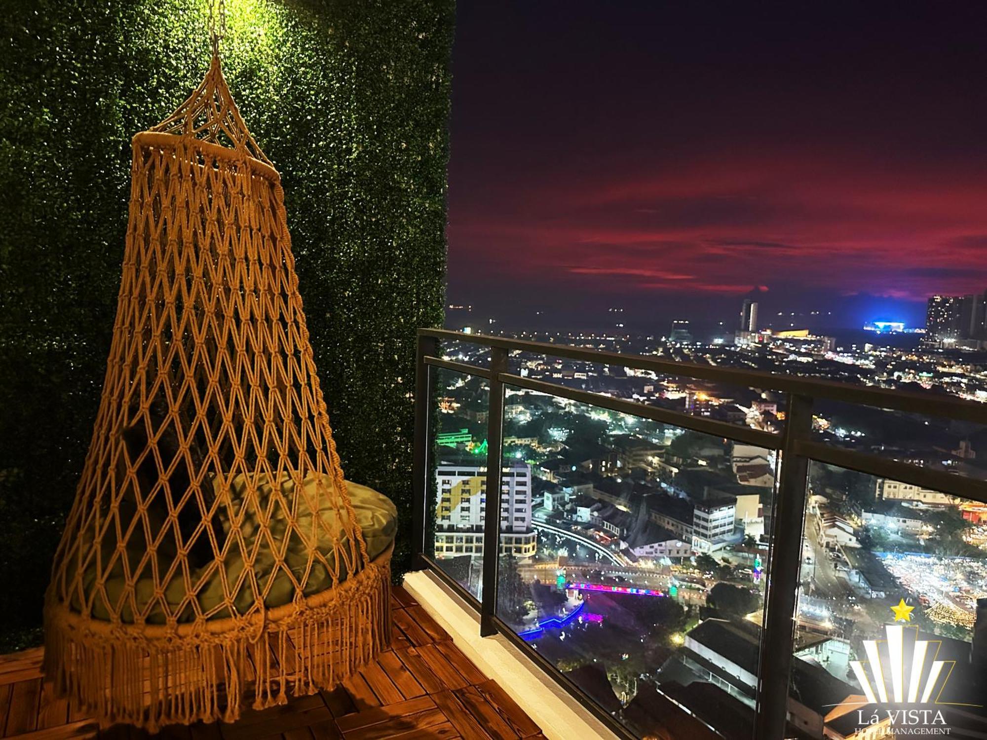 The Shore Hotel & Residences By La Vista Malacca Extérieur photo