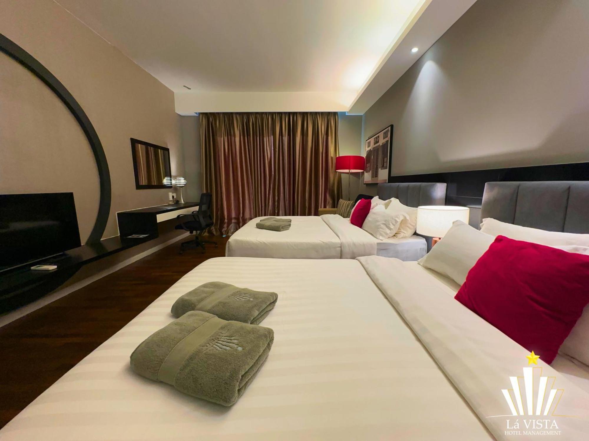 The Shore Hotel & Residences By La Vista Malacca Extérieur photo