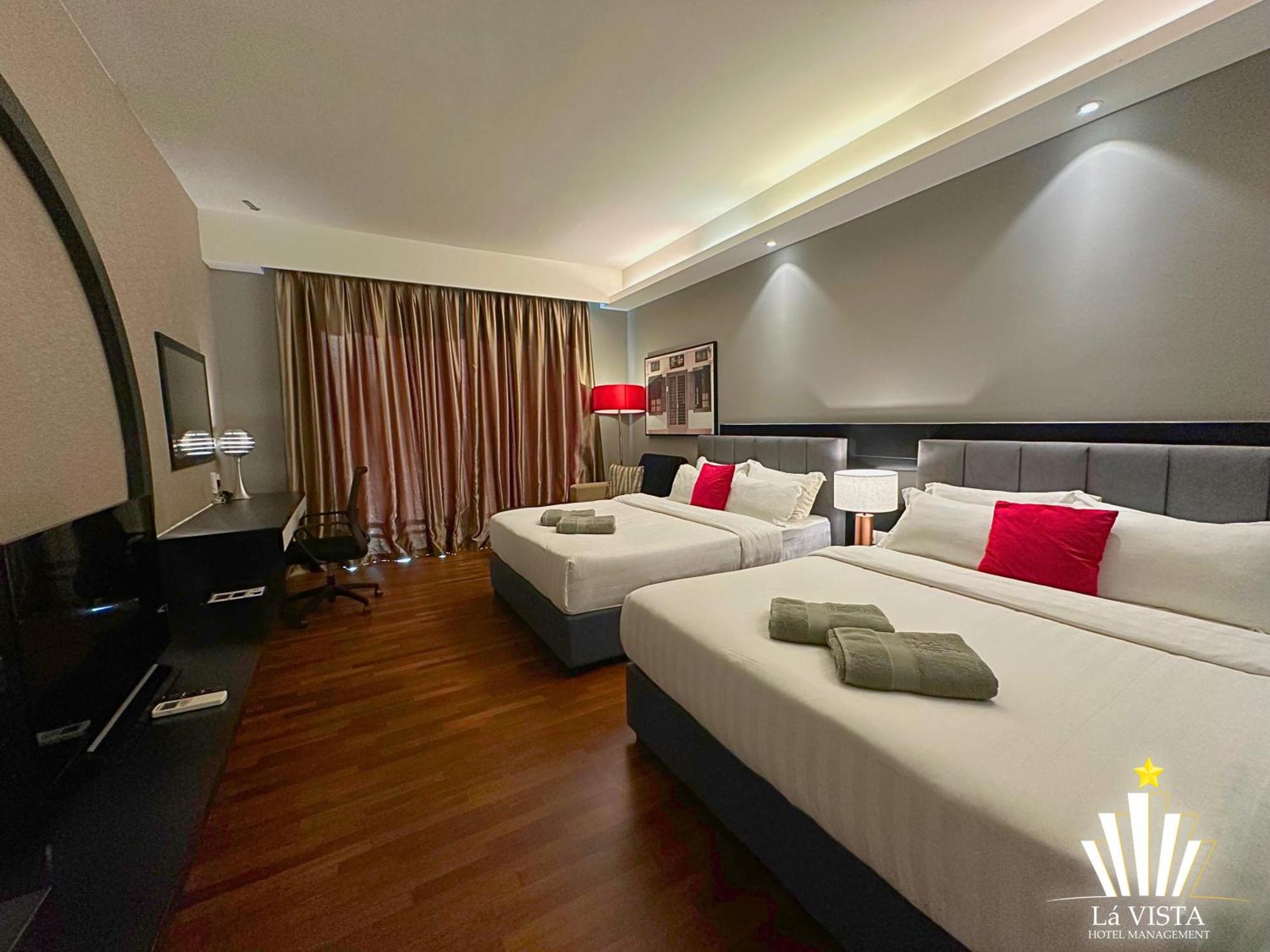 The Shore Hotel & Residences By La Vista Malacca Extérieur photo